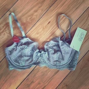 New Gilligan & O’Malley unlined lace bra 34C